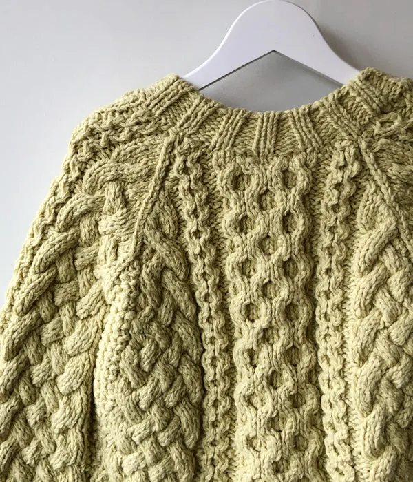 FUMIKA_UCHIDA/Wool Cashmere Hand Knitted Cable/CARDIGAN CAPE(AVOCADO)