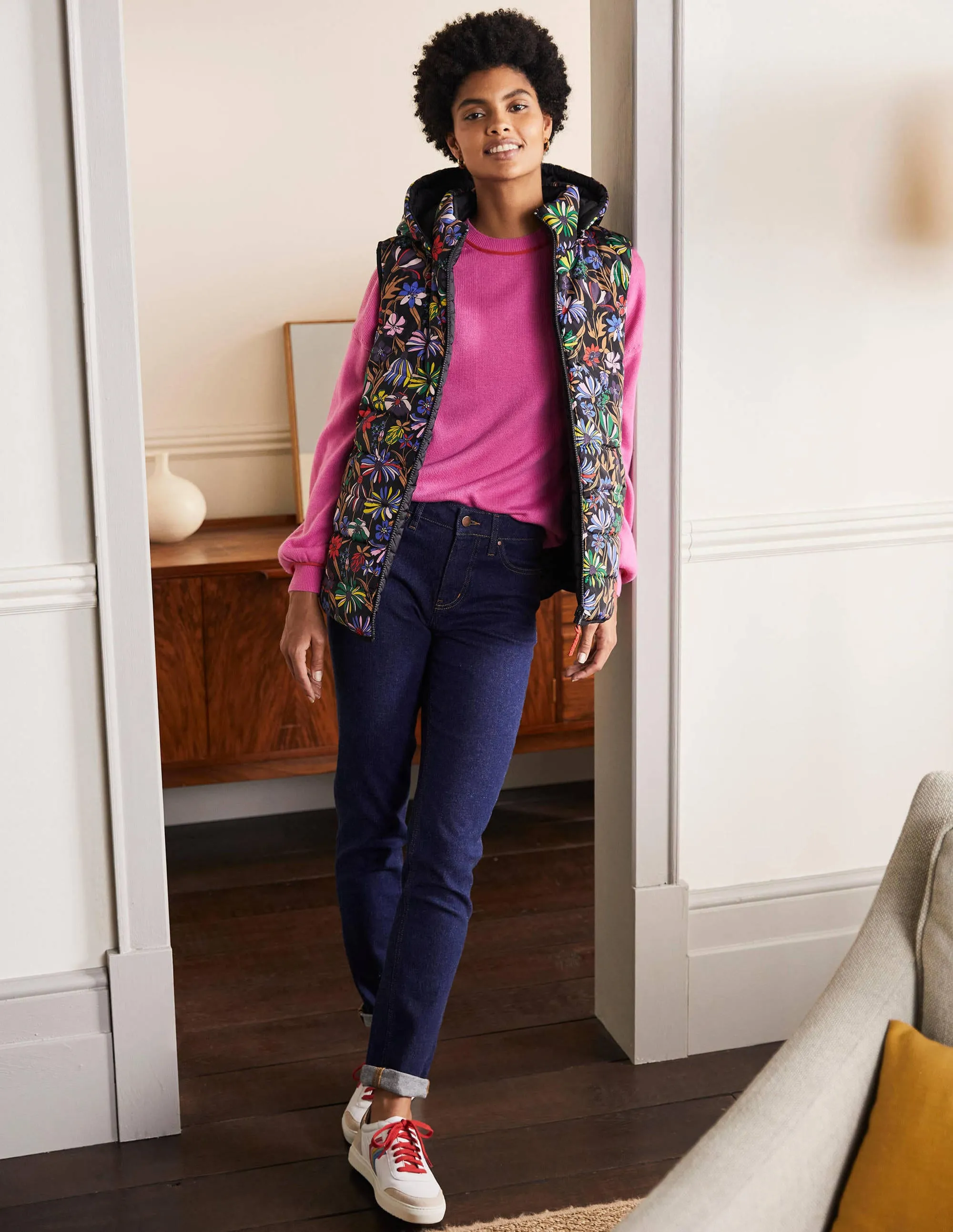 Reversible Lightweight Gilet-Black, Wild Dandelion