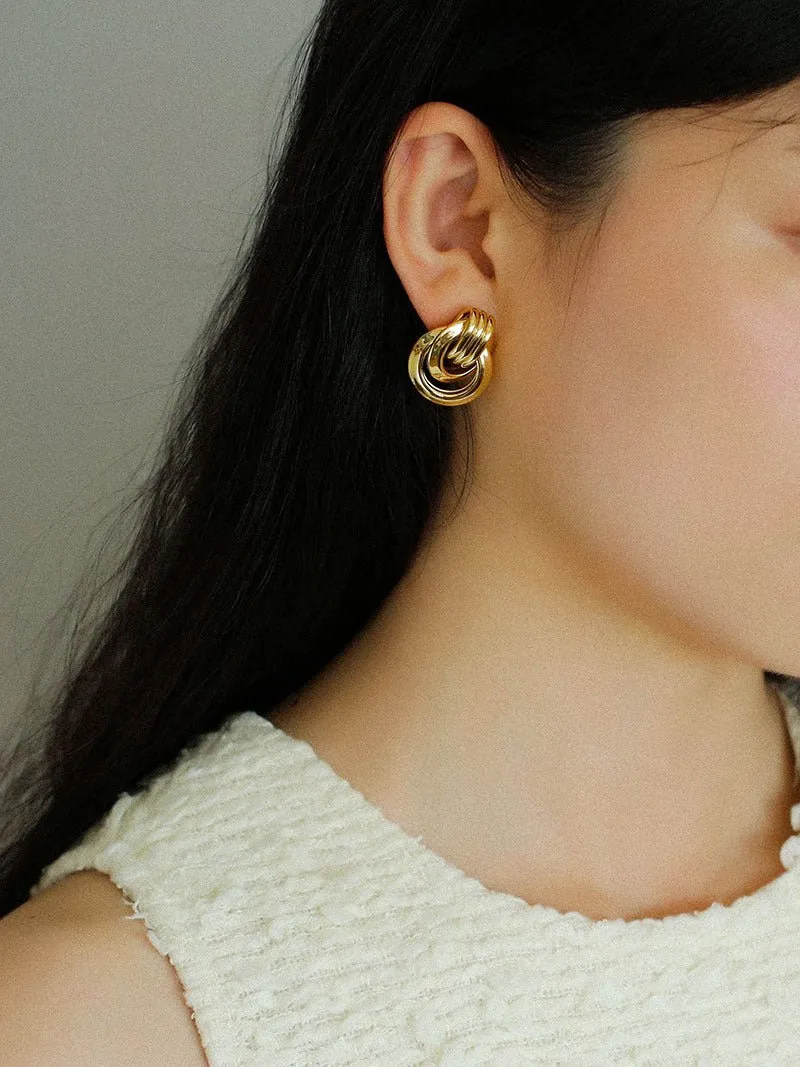 Simple Double Oval Striped Earrings Gold